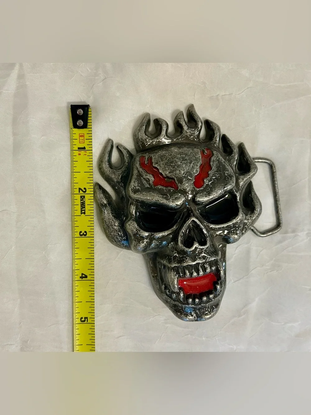 Flaming Skull Metal Belt Buckle - Silver and Red